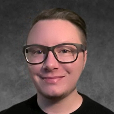 Headshot photo of Leo Rutherford.